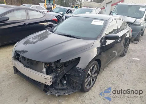 2016 Nissan Altima 2.5 Sr из США, поврежденный, VIN 1N4AL3AP5GC146806